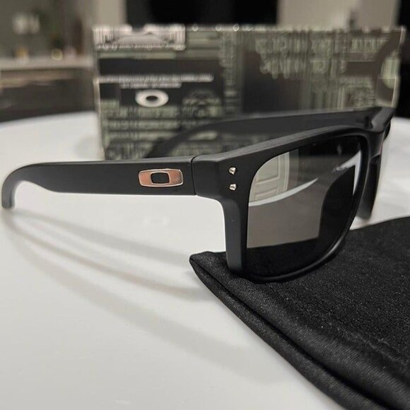 Oakley Other - Oakley Holbrook Mens Sunglasses 9102 Chrome Prizm Polarized Lenses